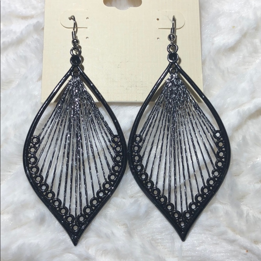 Black Fashion Earrings